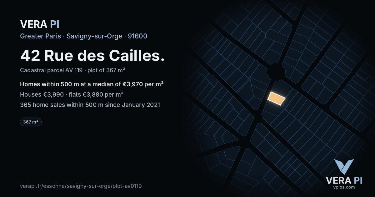 42 Rue des Cailles, Savigny-sur-Orge at night – the plot lit, the parcels around coloured by the prices near them