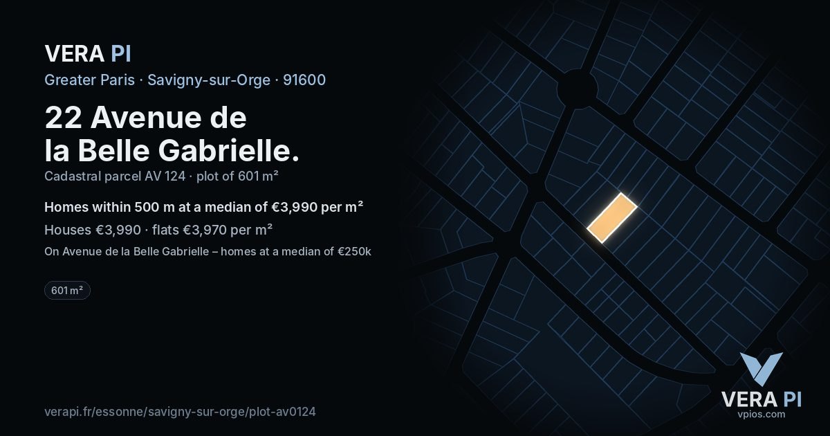 22 Avenue de la Belle Gabrielle, Savigny-sur-Orge at night – the plot lit, the parcels around coloured by the prices near them