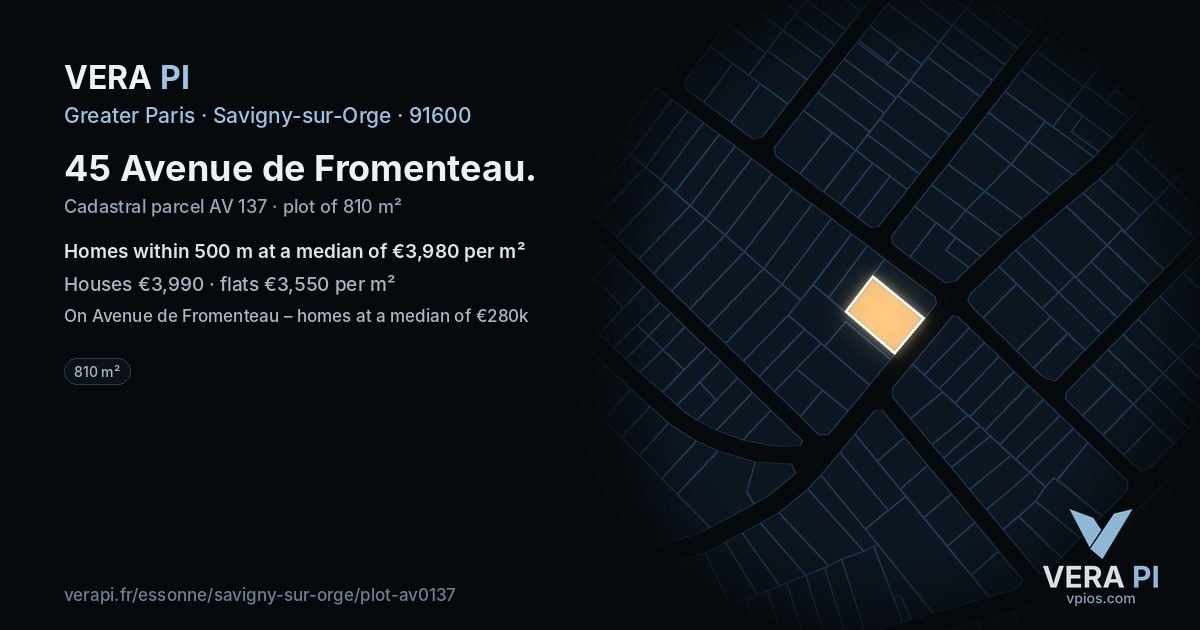45 Avenue de Fromenteau, Savigny-sur-Orge at night – the plot lit, the parcels around coloured by the prices near them