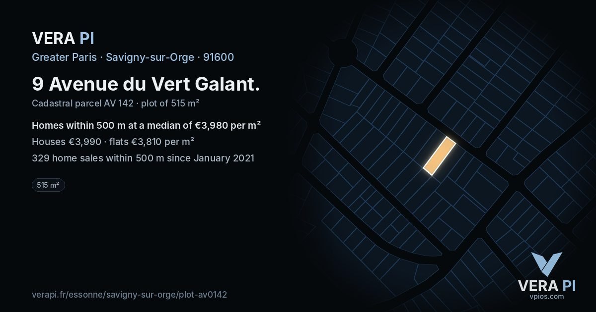 9 Avenue du Vert Galant, Savigny-sur-Orge at night – the plot lit, the parcels around coloured by the prices near them