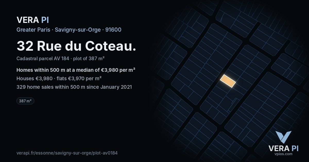 32 Rue du Coteau, Savigny-sur-Orge at night – the plot lit, the parcels around coloured by the prices near them