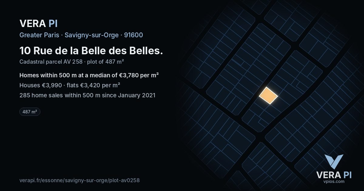 10 Rue de la Belle des Belles, Savigny-sur-Orge at night – the plot lit, the parcels around coloured by the prices near them