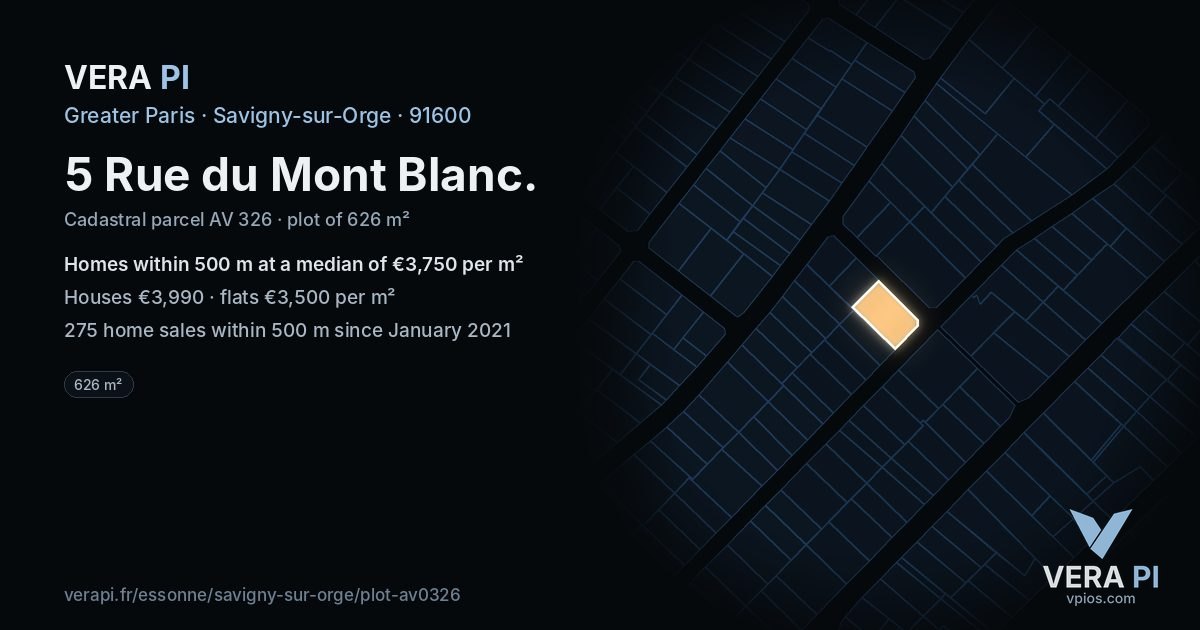 5 Rue du Mont Blanc, Savigny-sur-Orge at night – the plot lit, the parcels around coloured by the prices near them