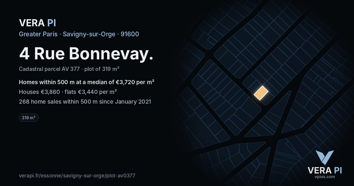 4 Rue Bonnevay, Savigny-sur-Orge at night – the plot lit, the parcels around coloured by the prices near them