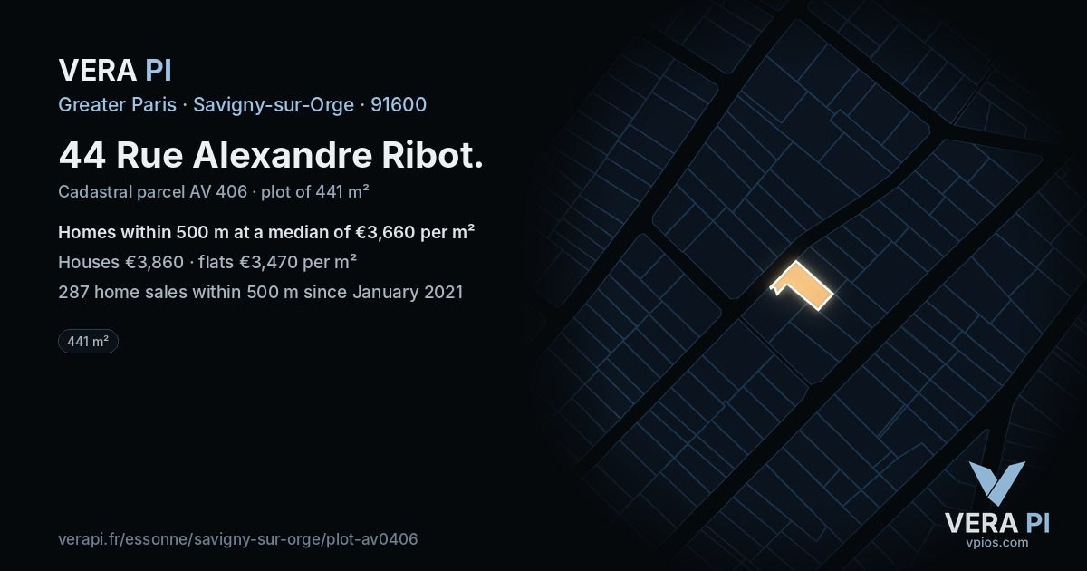 44 Rue Alexandre Ribot, Savigny-sur-Orge at night – the plot lit, the parcels around coloured by the prices near them
