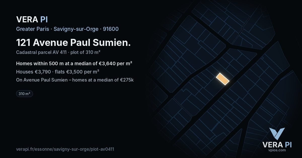 121 Avenue Paul Sumien, Savigny-sur-Orge at night – the plot lit, the parcels around coloured by the prices near them