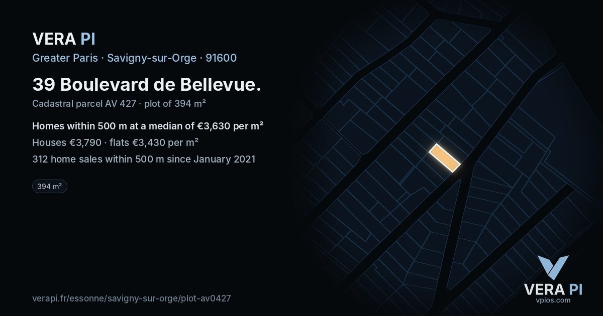 39 Boulevard de Bellevue, Savigny-sur-Orge at night – the plot lit, the parcels around coloured by the prices near them