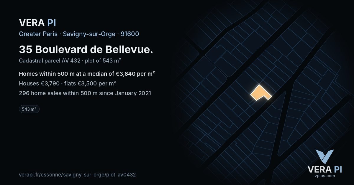 35 Boulevard de Bellevue, Savigny-sur-Orge at night – the plot lit, the parcels around coloured by the prices near them
