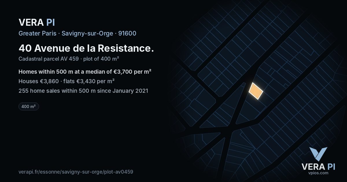 40 Avenue de la Resistance, Savigny-sur-Orge at night – the plot lit, the parcels around coloured by the prices near them