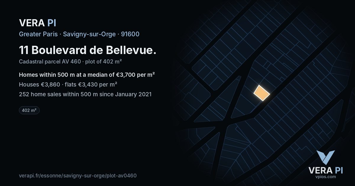 11 Boulevard de Bellevue, Savigny-sur-Orge at night – the plot lit, the parcels around coloured by the prices near them