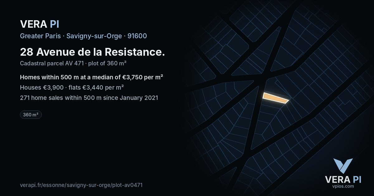 28 Avenue de la Resistance, Savigny-sur-Orge at night – the plot lit, the parcels around coloured by the prices near them