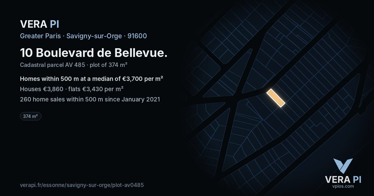 10 Boulevard de Bellevue, Savigny-sur-Orge at night – the plot lit, the parcels around coloured by the prices near them