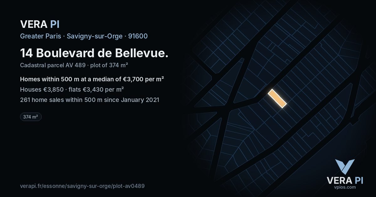 14 Boulevard de Bellevue, Savigny-sur-Orge at night – the plot lit, the parcels around coloured by the prices near them