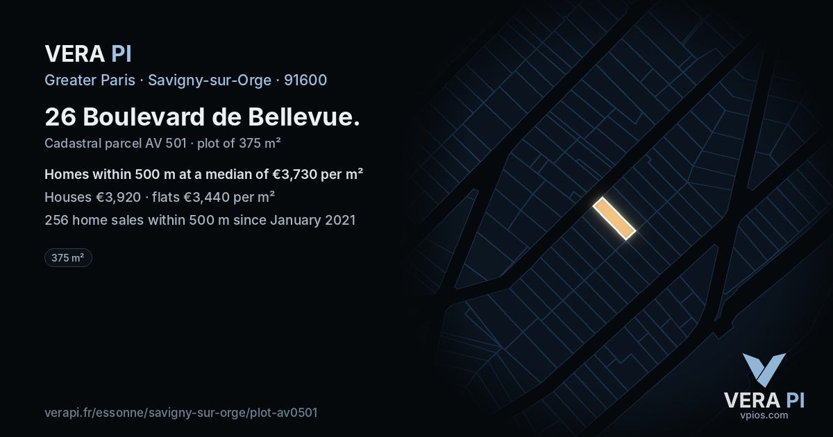 26 Boulevard de Bellevue, Savigny-sur-Orge at night – the plot lit, the parcels around coloured by the prices near them