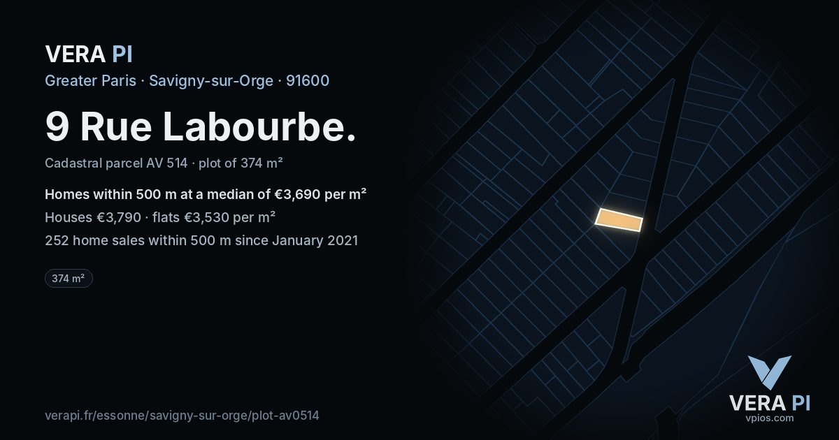 9 Rue Labourbe, Savigny-sur-Orge at night – the plot lit, the parcels around coloured by the prices near them