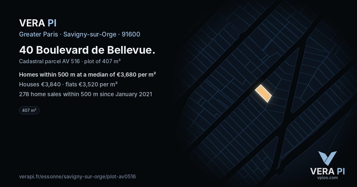 40 Boulevard de Bellevue, Savigny-sur-Orge at night – the plot lit, the parcels around coloured by the prices near them