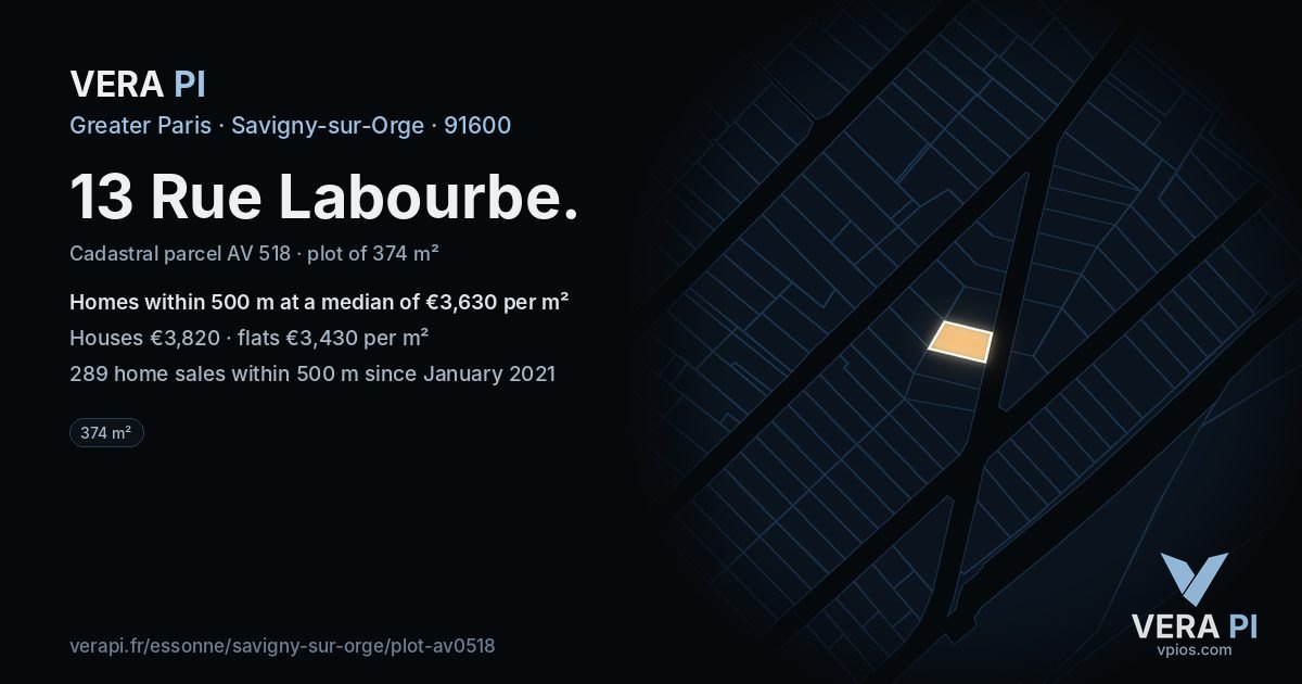 13 Rue Labourbe, Savigny-sur-Orge at night – the plot lit, the parcels around coloured by the prices near them