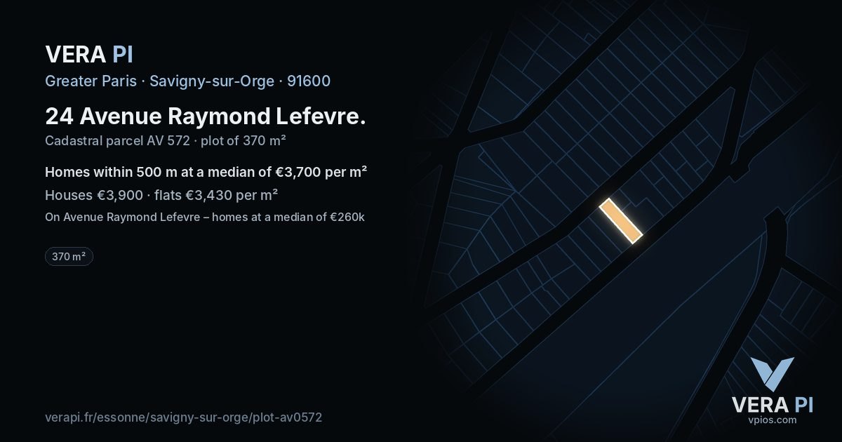 24 Avenue Raymond Lefevre, Savigny-sur-Orge at night – the plot lit, the parcels around coloured by the prices near them