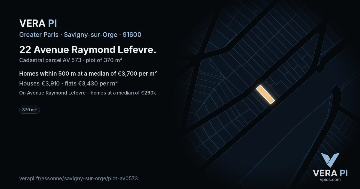 22 Avenue Raymond Lefevre, Savigny-sur-Orge at night – the plot lit, the parcels around coloured by the prices near them