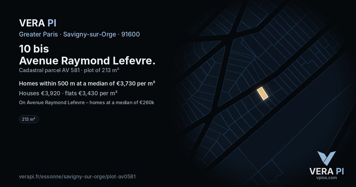 10 bis Avenue Raymond Lefevre, Savigny-sur-Orge at night – the plot lit, the parcels around coloured by the prices near them