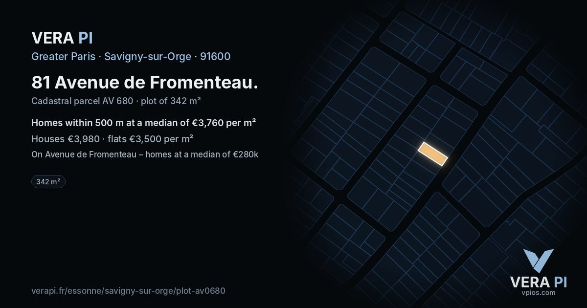 81 Avenue de Fromenteau, Savigny-sur-Orge at night – the plot lit, the parcels around coloured by the prices near them