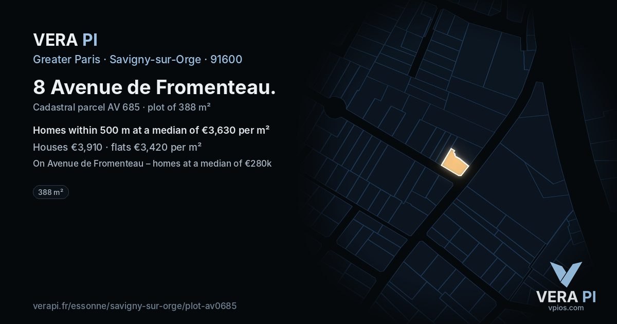 8 Avenue de Fromenteau, Savigny-sur-Orge at night – the plot lit, the parcels around coloured by the prices near them
