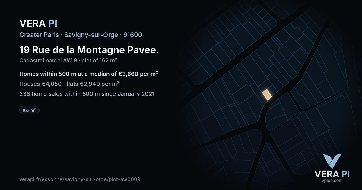 19 Rue de la Montagne Pavee, Savigny-sur-Orge at night – the plot lit, the parcels around coloured by the prices near them