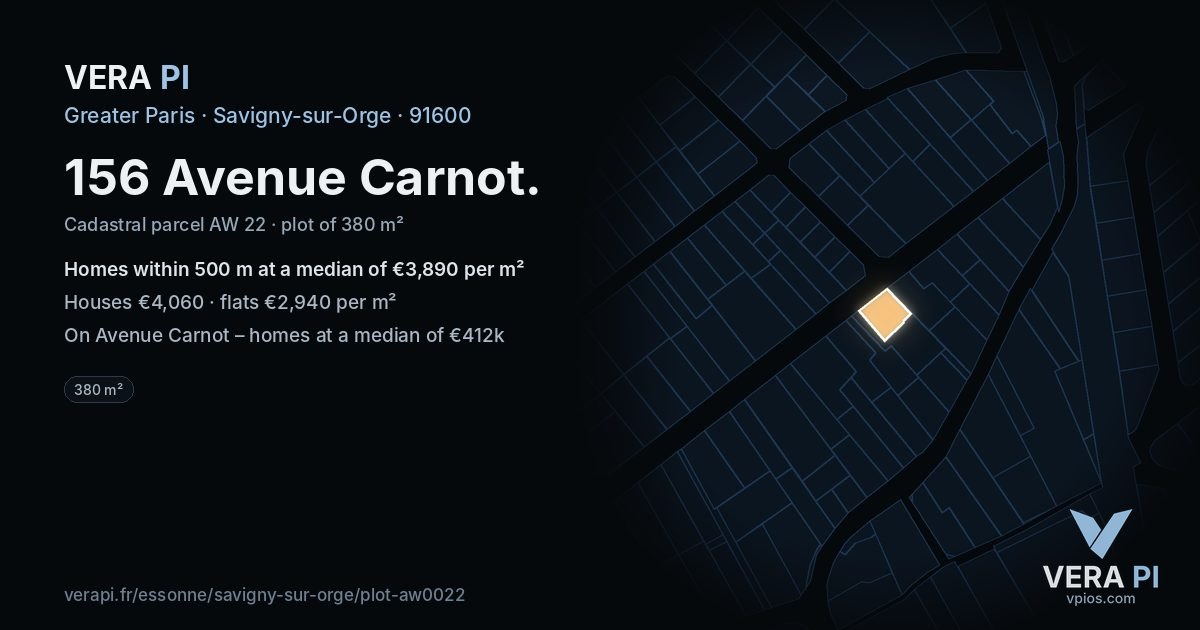 156 Avenue Carnot, Savigny-sur-Orge at night – the plot lit, the parcels around coloured by the prices near them