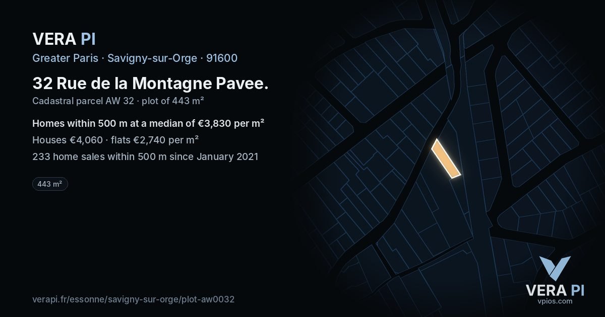 32 Rue de la Montagne Pavee, Savigny-sur-Orge at night – the plot lit, the parcels around coloured by the prices near them