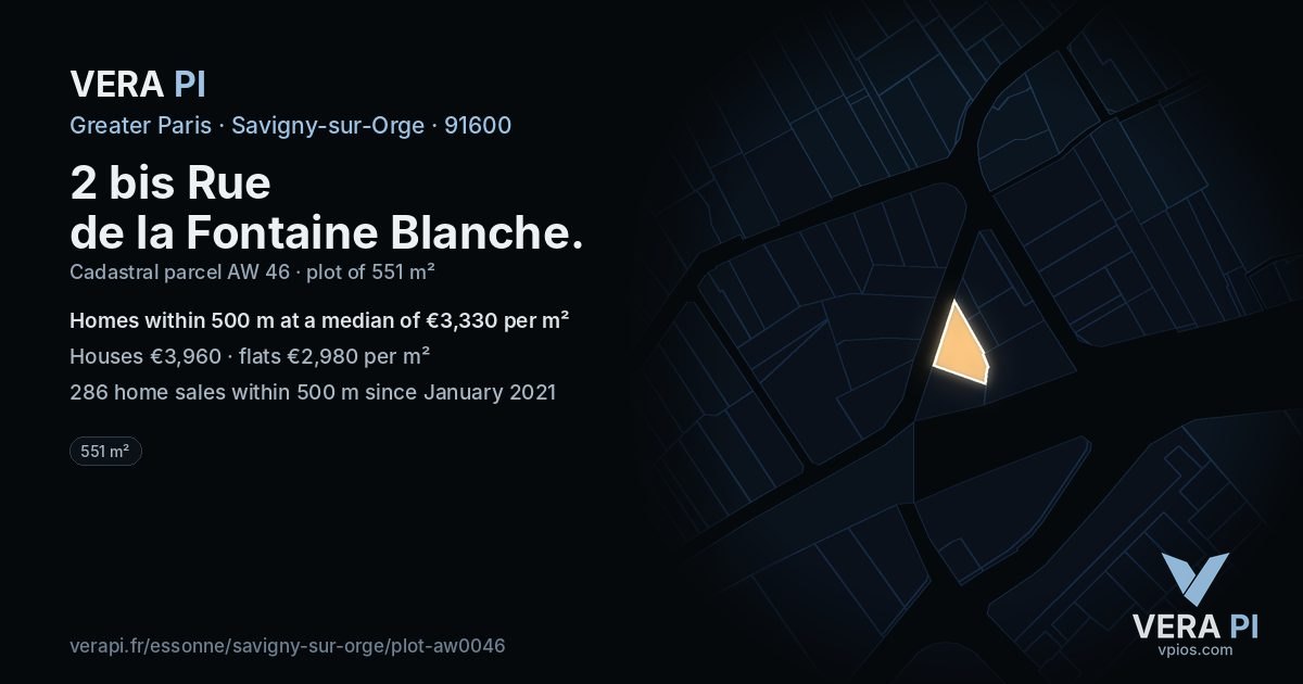 2 bis Rue de la Fontaine Blanche, Savigny-sur-Orge at night – the plot lit, the parcels around coloured by the prices near them