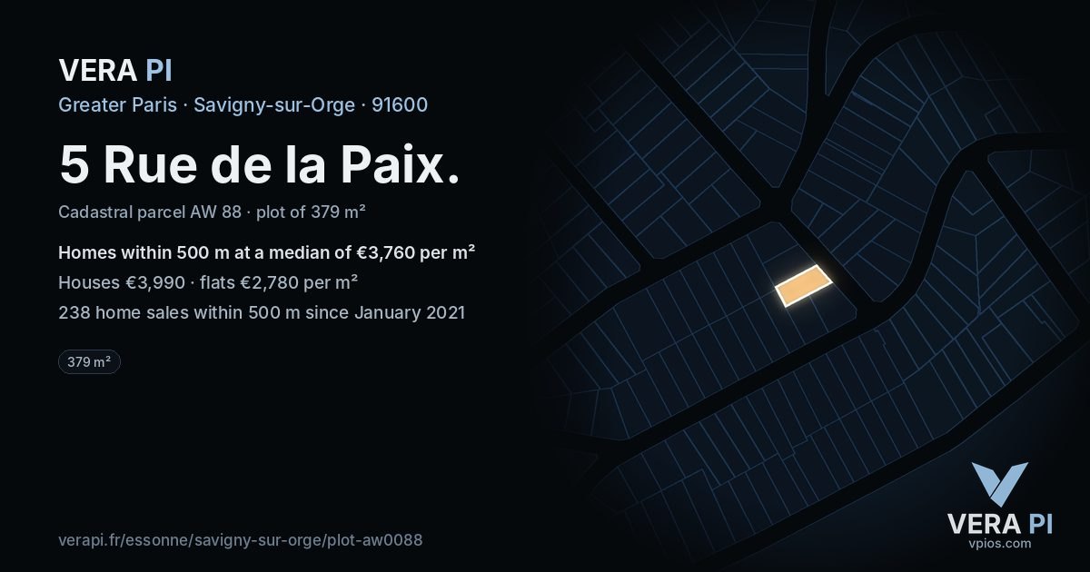 5 Rue de la Paix, Savigny-sur-Orge at night – the plot lit, the parcels around coloured by the prices near them