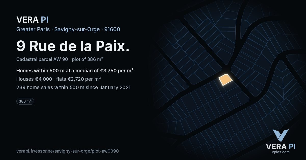 9 Rue de la Paix, Savigny-sur-Orge at night – the plot lit, the parcels around coloured by the prices near them