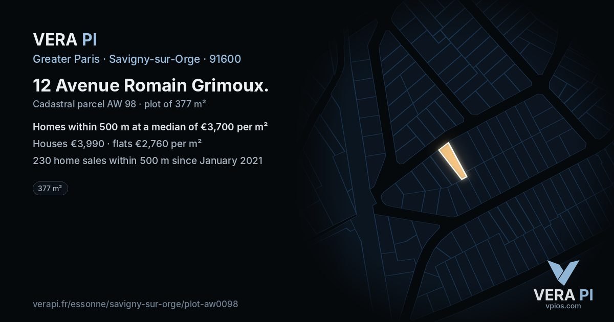 12 Avenue Romain Grimoux, Savigny-sur-Orge at night – the plot lit, the parcels around coloured by the prices near them