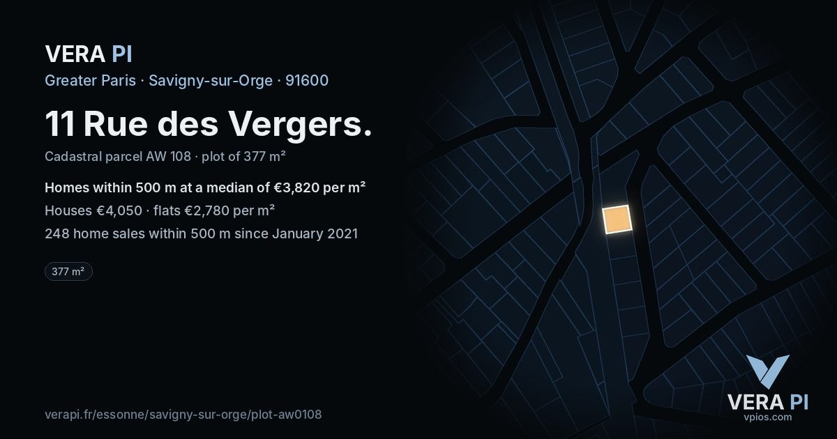 11 Rue des Vergers, Savigny-sur-Orge at night – the plot lit, the parcels around coloured by the prices near them
