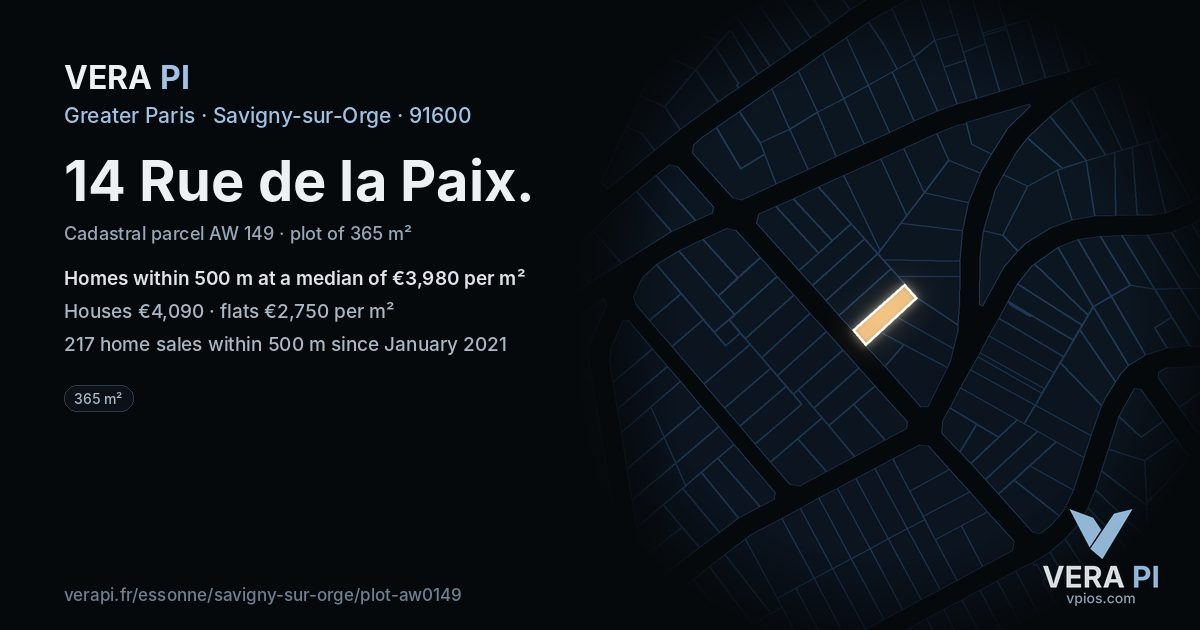 14 Rue de la Paix, Savigny-sur-Orge at night – the plot lit, the parcels around coloured by the prices near them