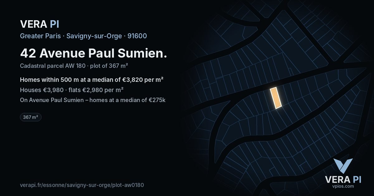 42 Avenue Paul Sumien, Savigny-sur-Orge at night – the plot lit, the parcels around coloured by the prices near them