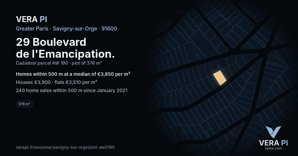 29 Boulevard de l'Emancipation, Savigny-sur-Orge at night – the plot lit, the parcels around coloured by the prices near them