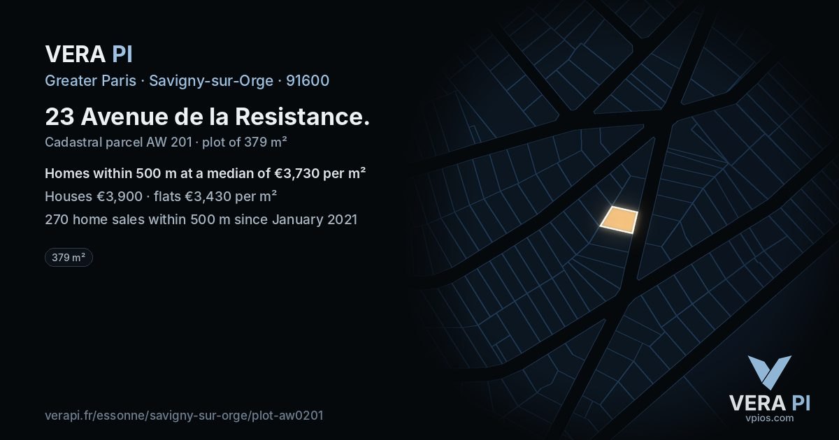 23 Avenue de la Resistance, Savigny-sur-Orge at night – the plot lit, the parcels around coloured by the prices near them