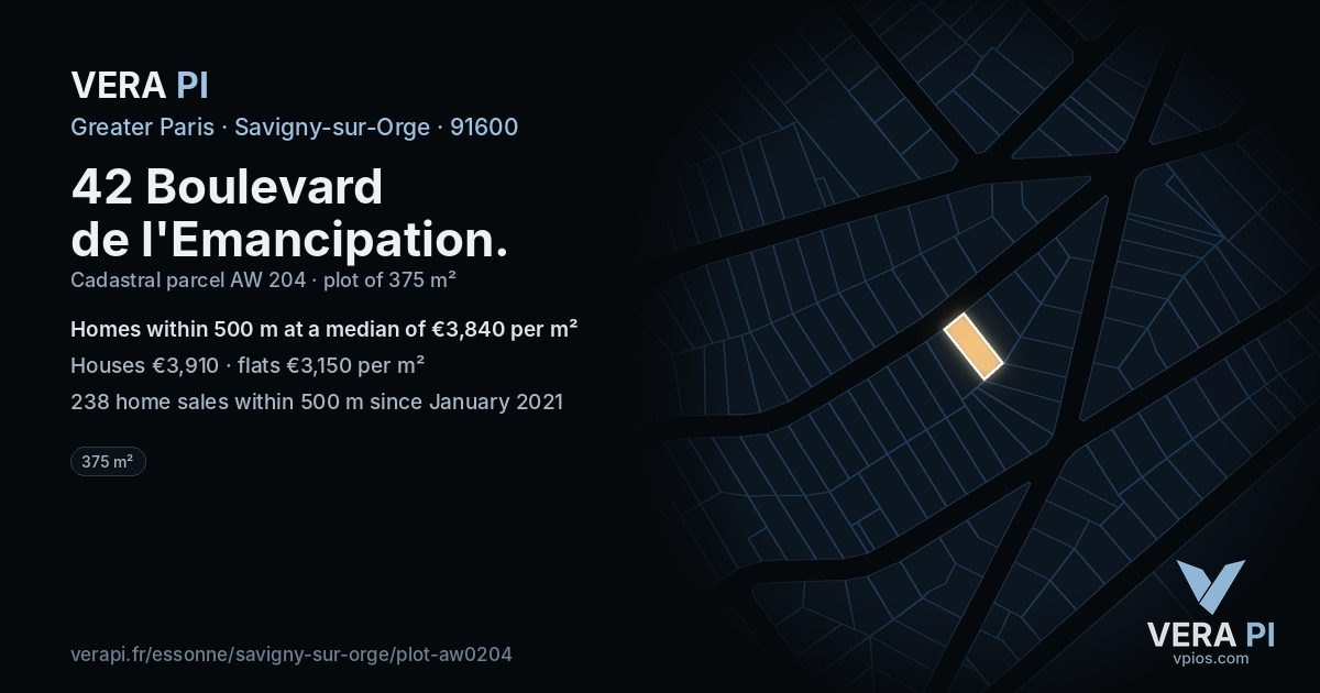42 Boulevard de l'Emancipation, Savigny-sur-Orge at night – the plot lit, the parcels around coloured by the prices near them