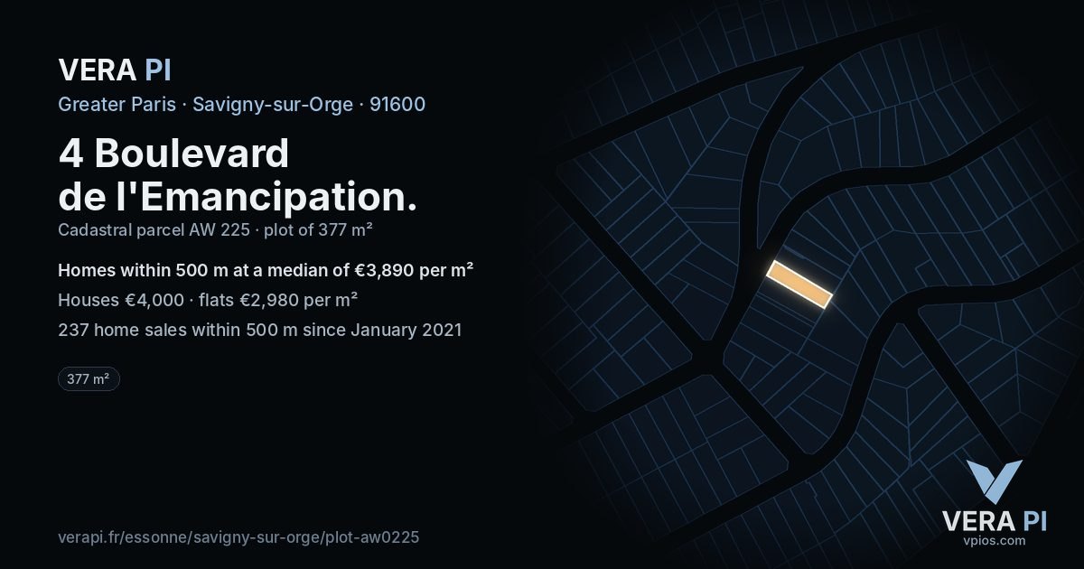4 Boulevard de l'Emancipation, Savigny-sur-Orge at night – the plot lit, the parcels around coloured by the prices near them