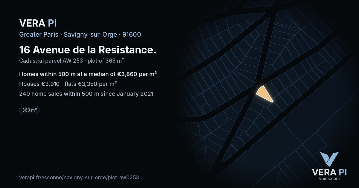 16 Avenue de la Resistance, Savigny-sur-Orge at night – the plot lit, the parcels around coloured by the prices near them