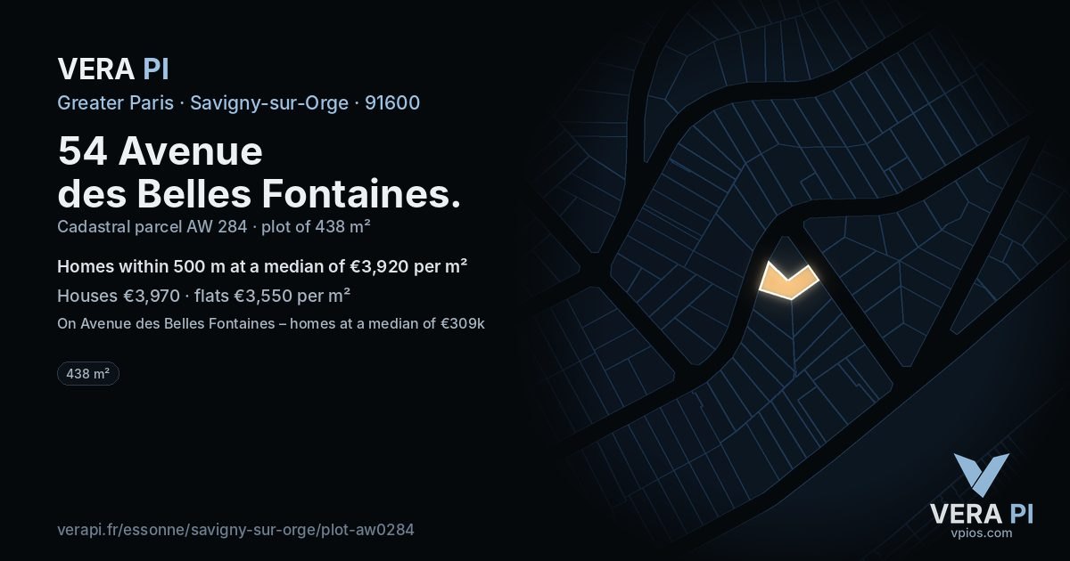 54 Avenue des Belles Fontaines, Savigny-sur-Orge at night – the plot lit, the parcels around coloured by the prices near them