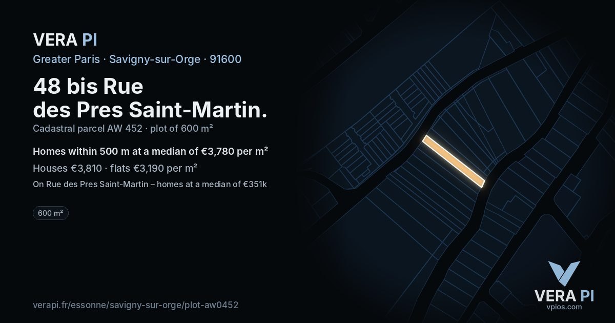 48 bis Rue des Pres Saint-Martin, Savigny-sur-Orge at night – the plot lit, the parcels around coloured by the prices near them