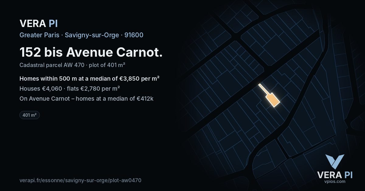 152 bis Avenue Carnot, Savigny-sur-Orge at night – the plot lit, the parcels around coloured by the prices near them