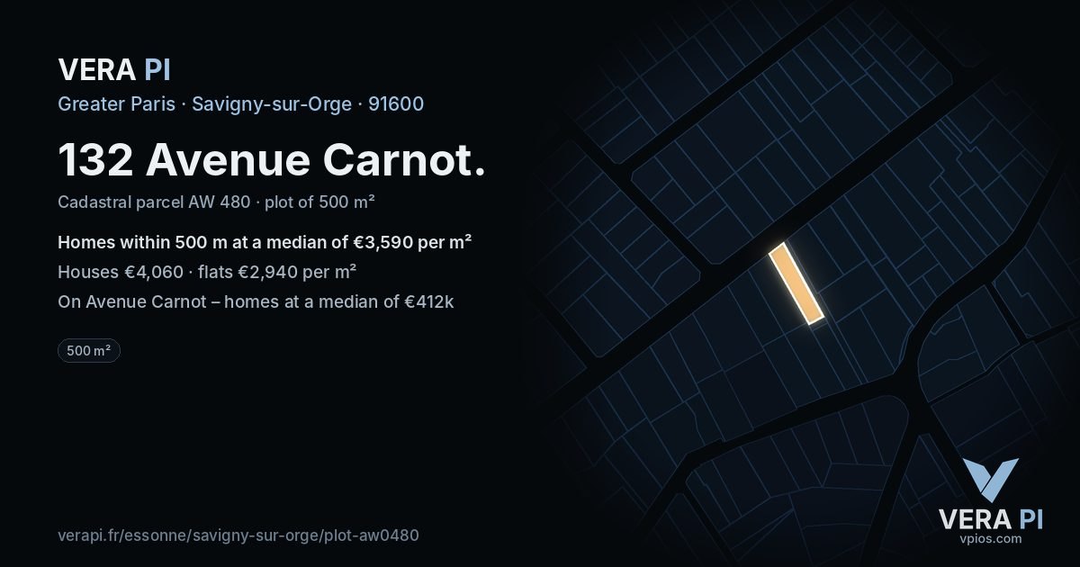 132 Avenue Carnot, Savigny-sur-Orge at night – the plot lit, the parcels around coloured by the prices near them