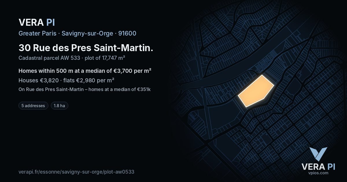 30 Rue des Pres Saint-Martin, Savigny-sur-Orge at night – the plot lit, the parcels around coloured by the prices near them