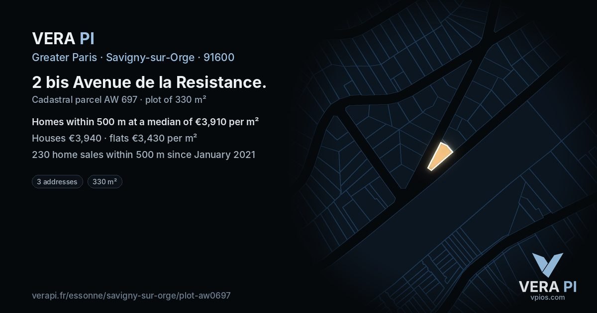 2 bis Avenue de la Resistance, Savigny-sur-Orge at night – the plot lit, the parcels around coloured by the prices near them