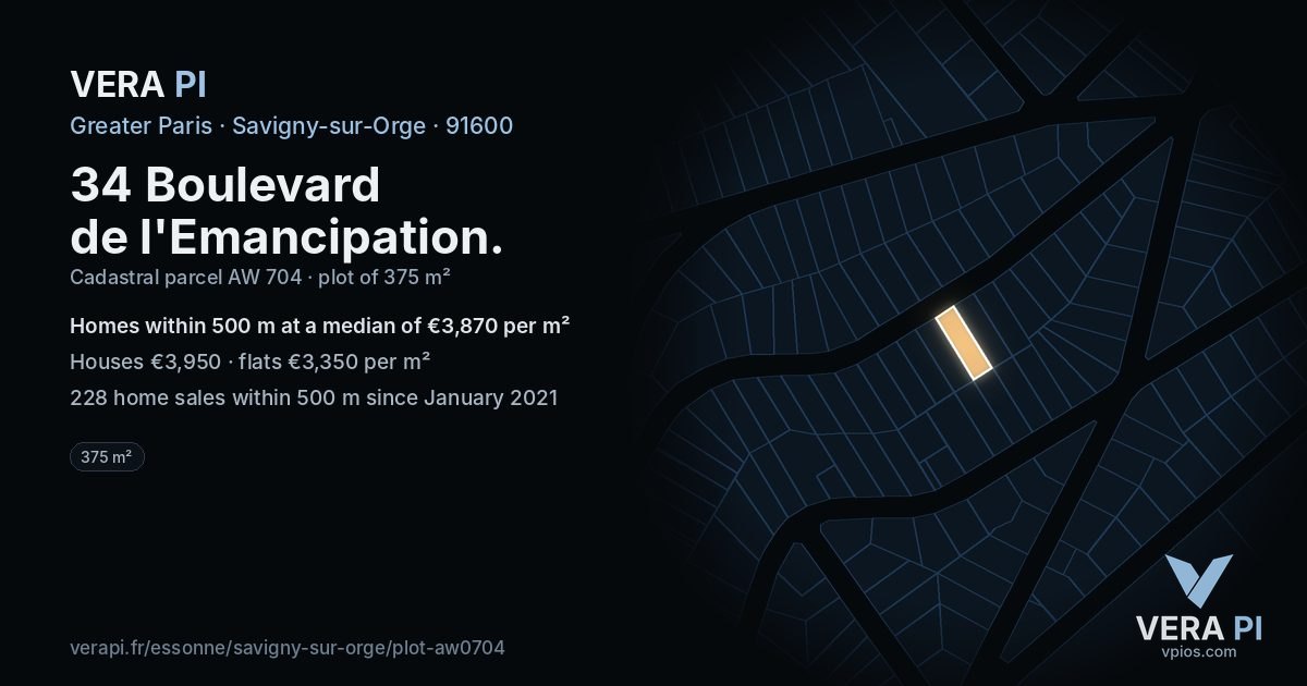 34 Boulevard de l'Emancipation, Savigny-sur-Orge at night – the plot lit, the parcels around coloured by the prices near them