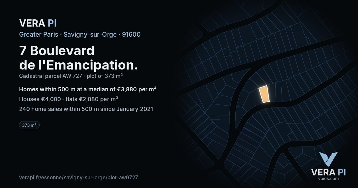 7 Boulevard de l'Emancipation, Savigny-sur-Orge at night – the plot lit, the parcels around coloured by the prices near them