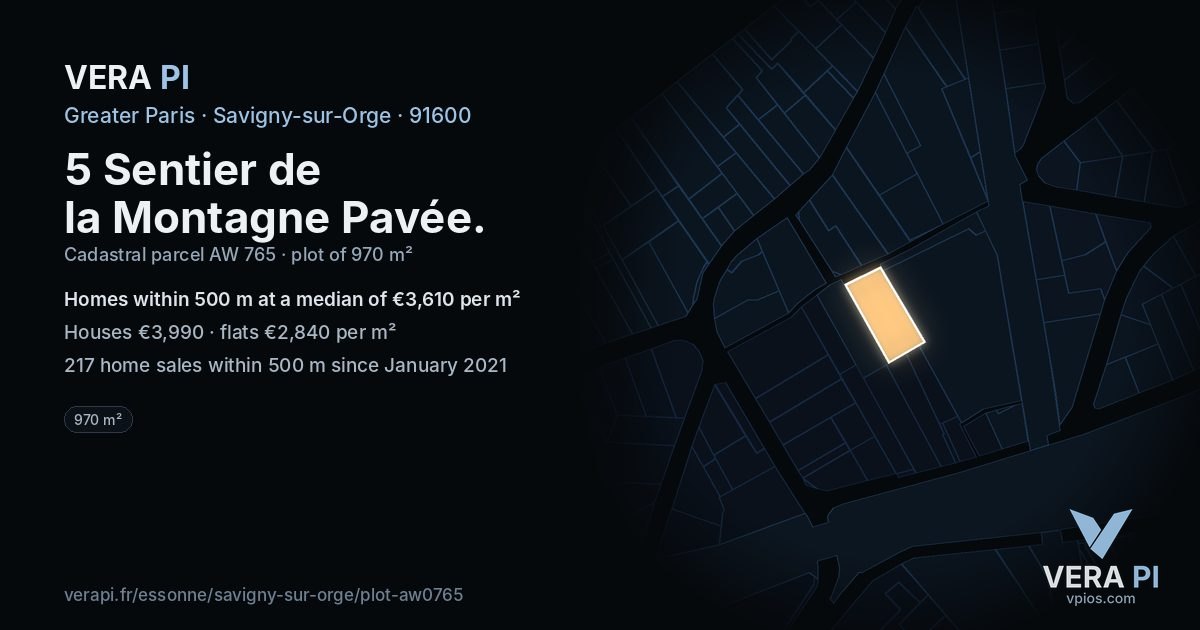 5 Sentier de la Montagne Pavée, Savigny-sur-Orge at night – the plot lit, the parcels around coloured by the prices near them